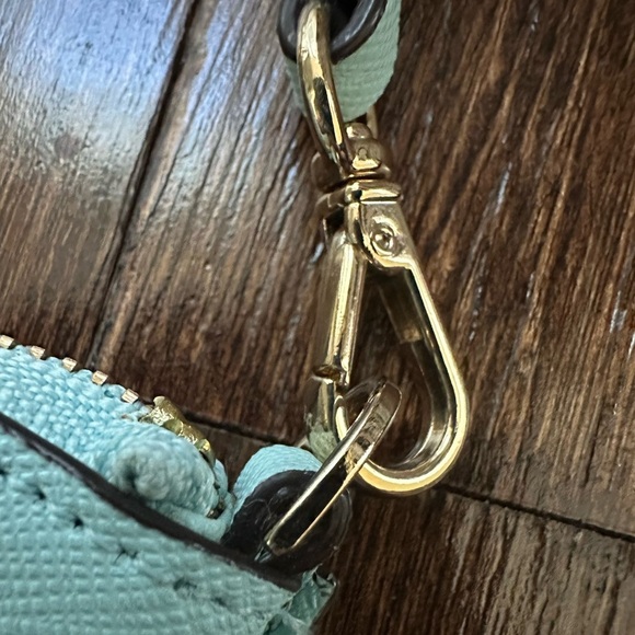 Kate Spade Saffiano leather blue wristlet-EUC - Picture 4 of 12